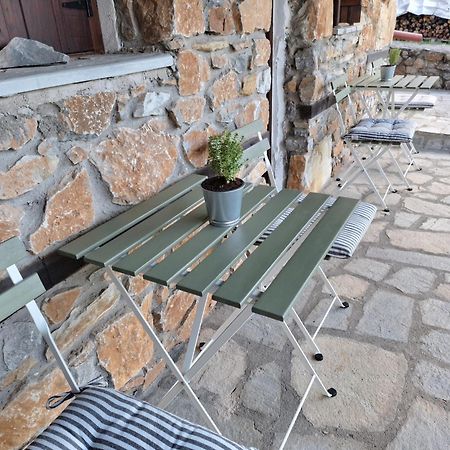 Kastania Gi Daire Palaios Panteleimonas Dış mekan fotoğraf